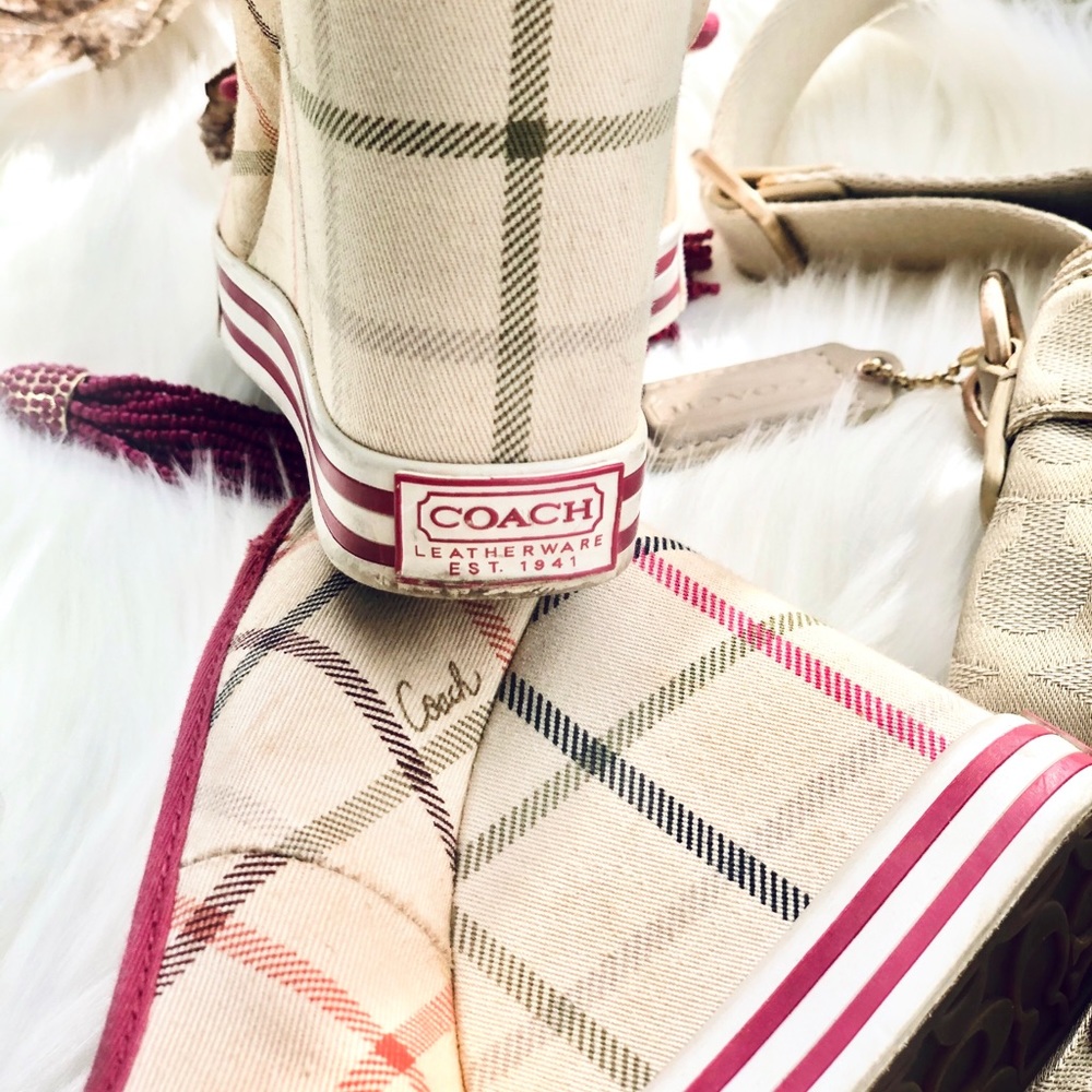 Women’s Coach Rubber Soled Casual Wedge - Picture 4 of 8